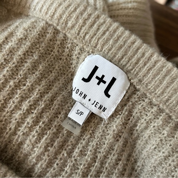 JOHN + JENN Stylish Beige and Black Women's Sweater S - Picture 6 of 11